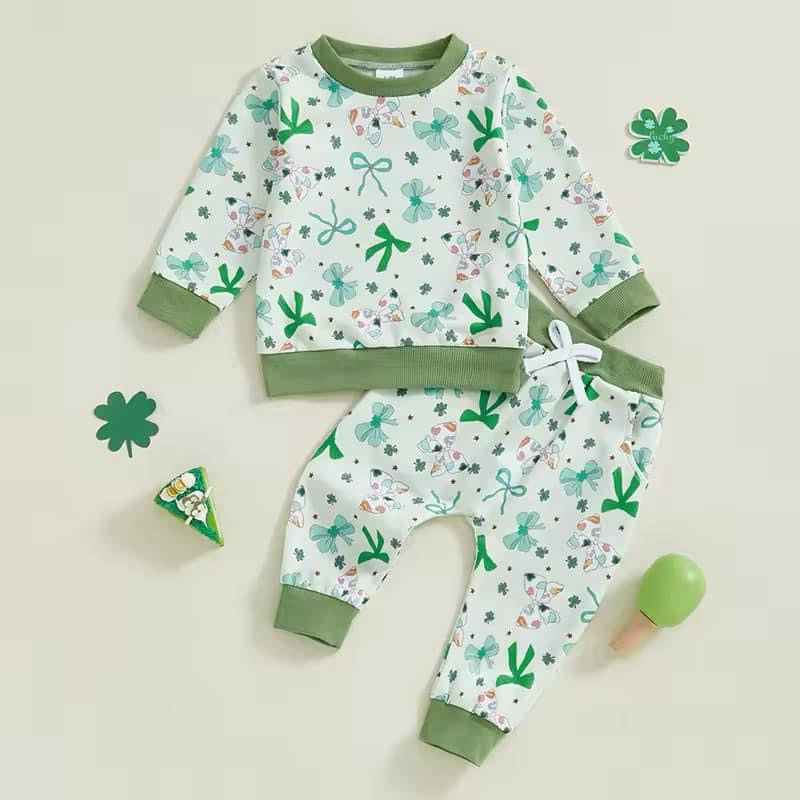 St. Patrick’s Day Multi Bow & Clover Print Jogger Set