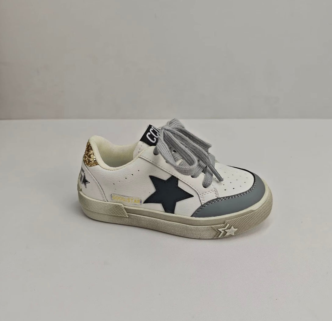 NEW!! Bedazzled High Quality Star Sneakers